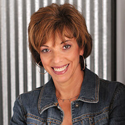 Sue-McMahon_resized.jpg