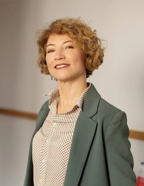 Светлана Попова